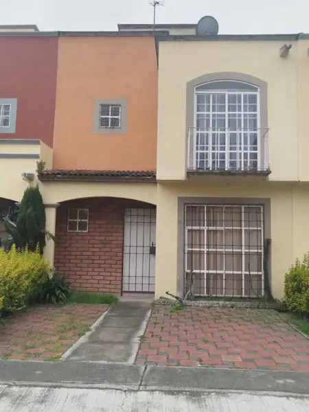 Casa en Fraccionamiento Hacienda Del Valle 2