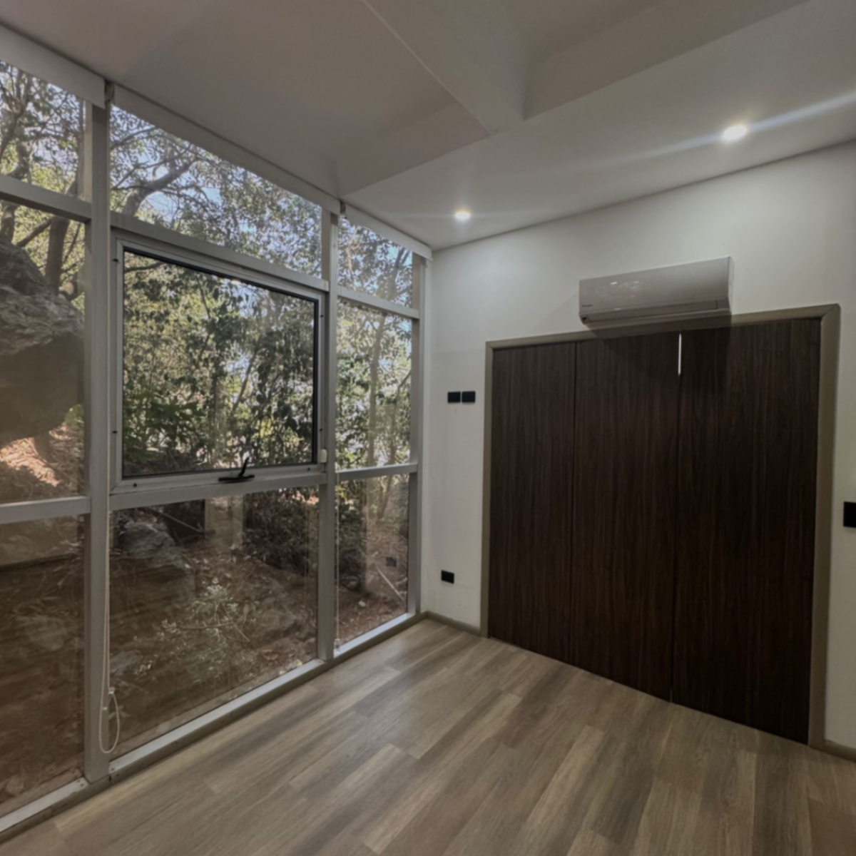 Departamento en Renta en Valle de San Ángel Sect Español, San Pedro Garza García, Nuevo León