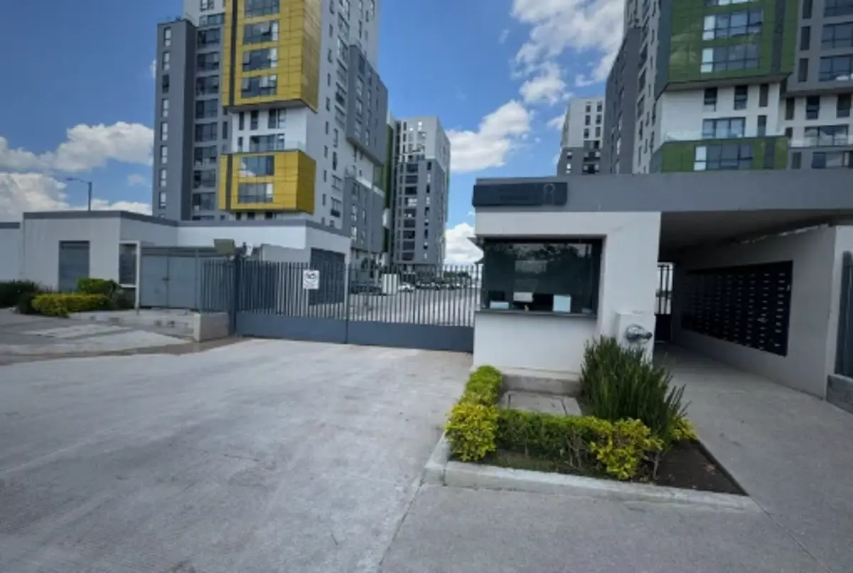Casa en venta en Los Héroes Coacalco, Coacalco de Berriozábal — foto 1 de 10