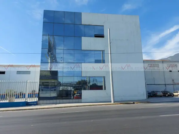 Edificio en renta en Antonio I Villarreal, Monterrey — foto 2 de 19