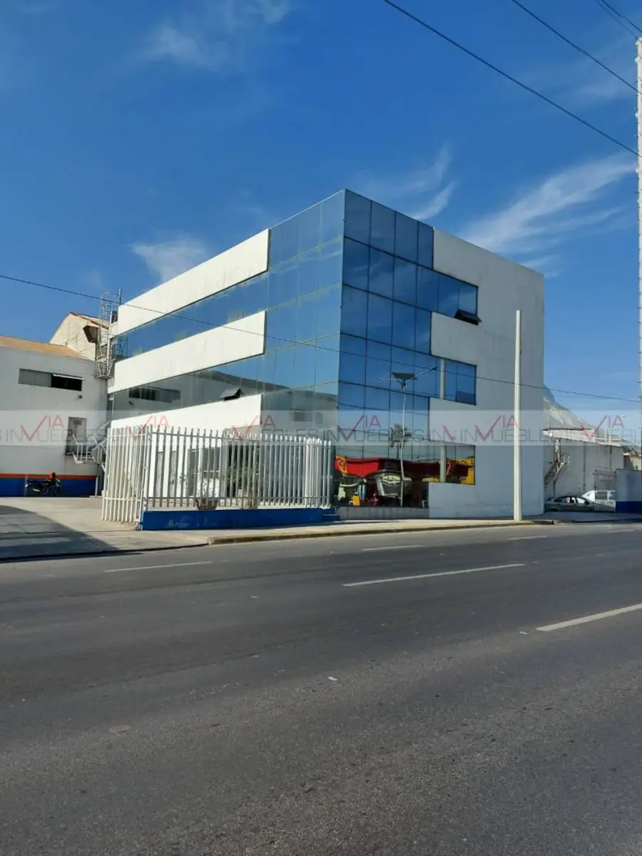 Edificio en renta en Antonio I Villarreal, Monterrey — foto 1 de 19