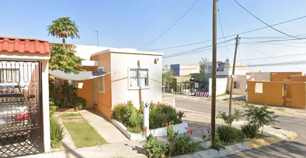 Casa en venta en Vistas de Tesistán, Zapopan — foto 2 de 13