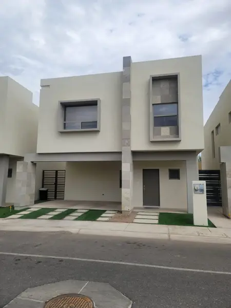 Hermosa casa en renta en Corsica Residencial!