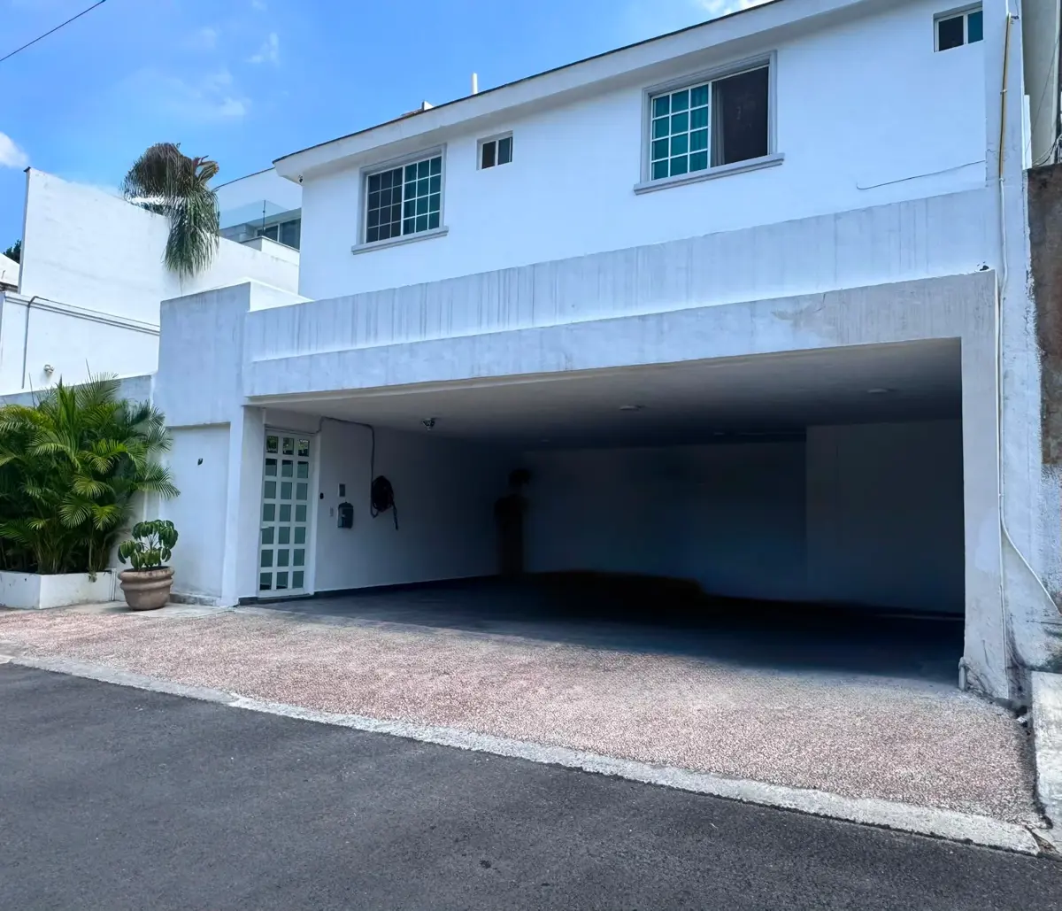 Casa en venta en Colonial La Sierra, San Pedro Garza García — foto 1 de 23