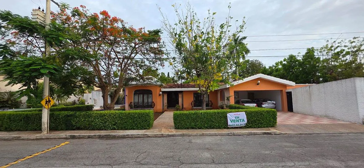 Casa en venta en Prolongación Montejo, Mérida — foto 1 de 44