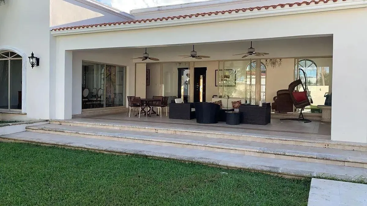 Casa en venta en Montebello, Mérida — foto 1 de 18