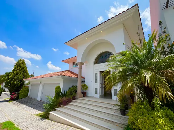 Casa en renta en Lomas de Angelópolis, San Andrés Cholula — foto 2 de 15