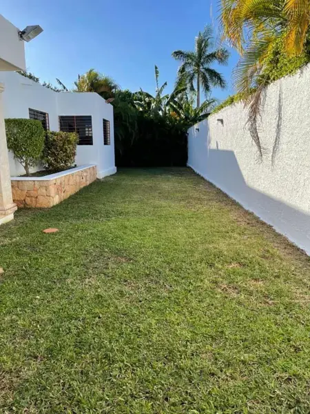 Casa en venta en San Antonio Cinta, Mérida — foto 2 de 10
