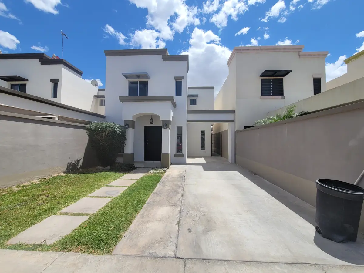 Casa en renta en Residencial Segovia, Mexicali — foto 1 de 20