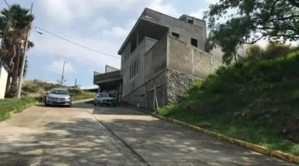 Terreno en venta en Lomas de Tzompantle, Cuernavaca — foto 2 de 4