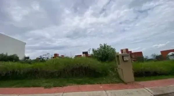 Terreno en venta en Lomas de Ahuatlán, Cuernavaca — foto 3 de 9