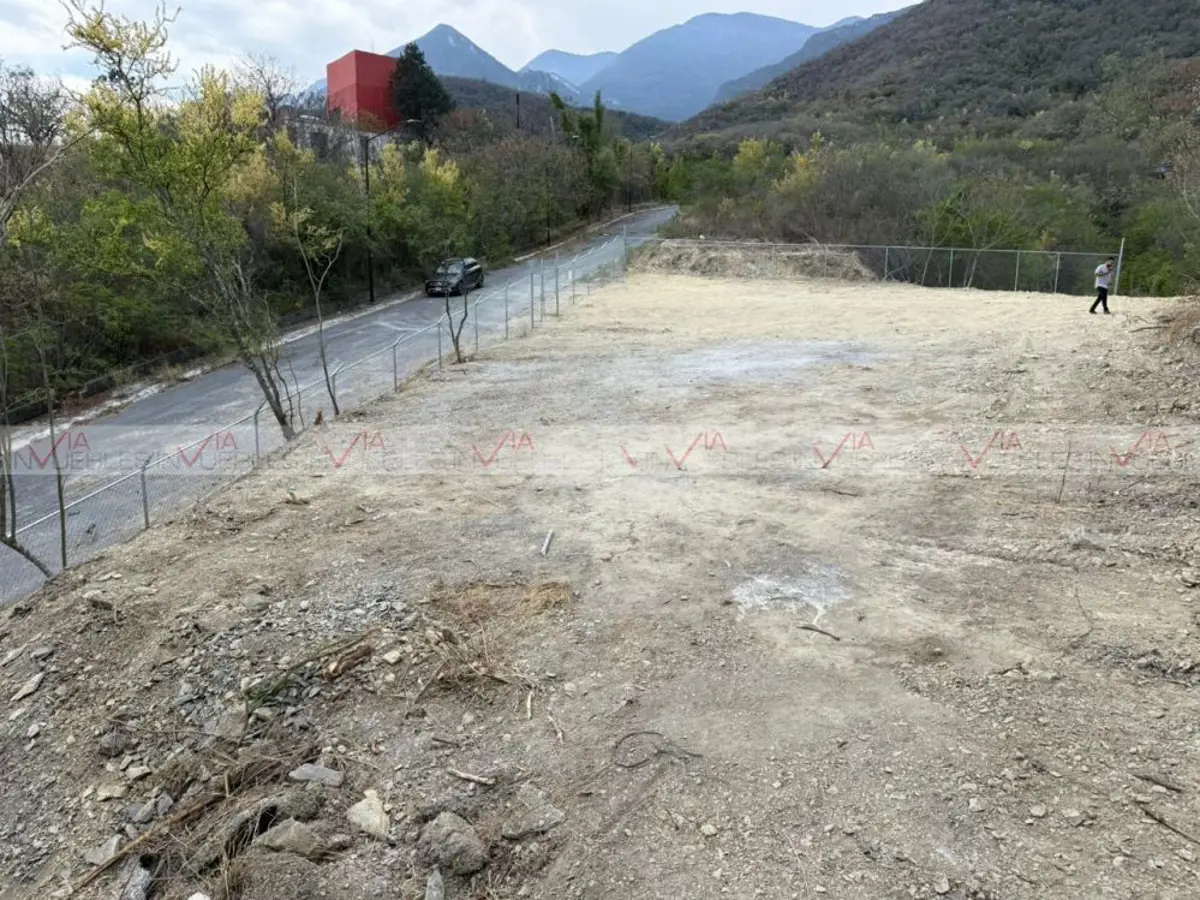 Terreno en venta en Pedregal de Valle Alto, Monterrey — foto 1 de 12