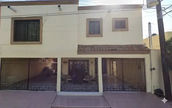 CASA EN VENTA CALLE SÓCRATES CADEREYTA NUEVOLEON