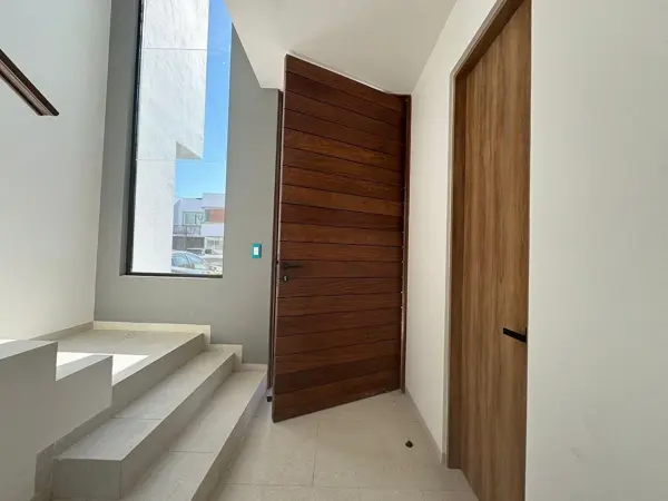 Casa en venta en Cañadas del Lago, Corregidora — foto 2 de 35