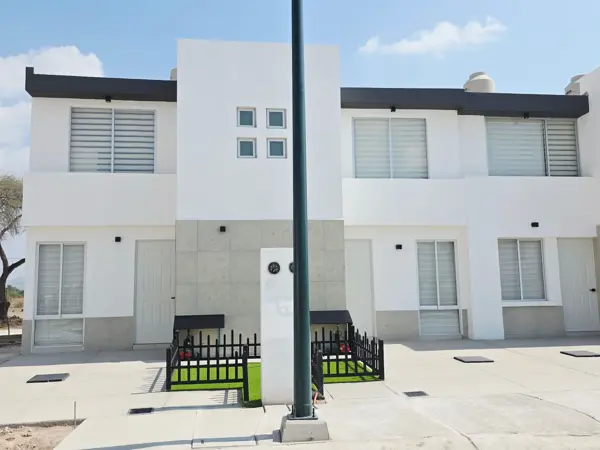 Casa en venta en Residencial Hacienda Viñedos, León — foto 3 de 13