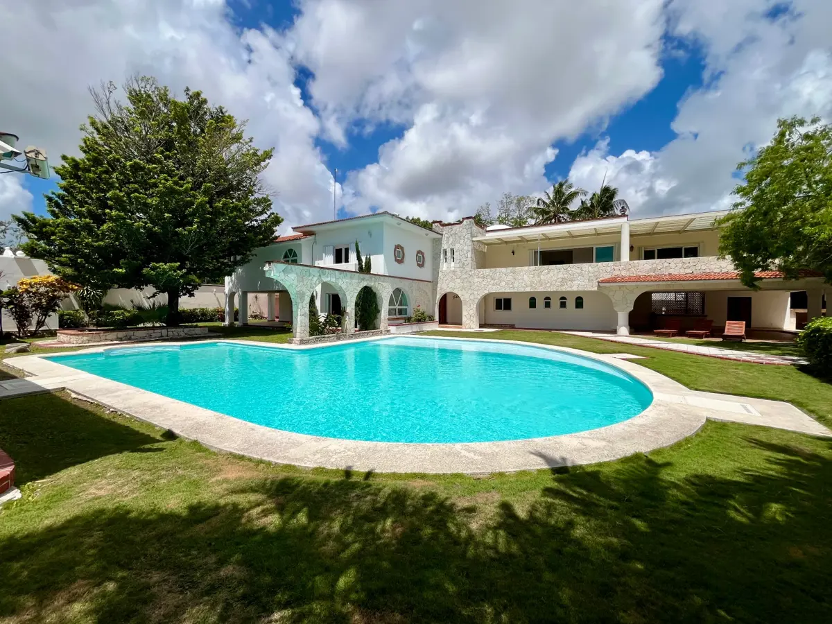 Casa en venta en Cancún Centro, Benito Juárez — foto 1 de 83