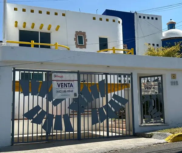 Casa en Venta en Arboledas del Parque con Amplios Espacios