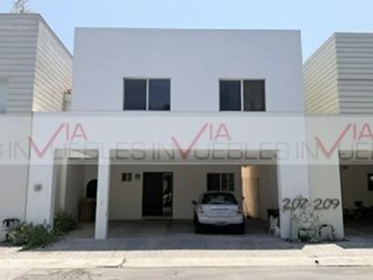 Casa en renta en Ventanas de la Huasteca, Santa Catarina — foto 1 de 16