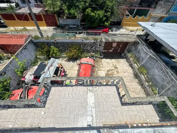 TERRENO 300 M2 CON CASA PARA HABILITAR