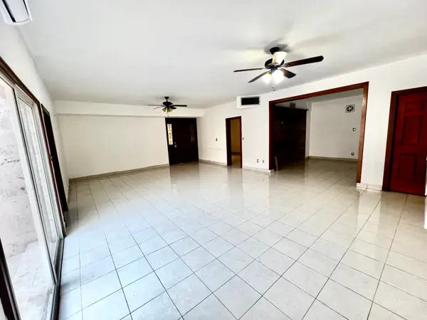 Casa en venta en Navarro, Torreón — foto 3 de 20