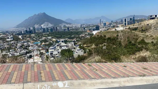 Terreno en venta en Ampliación Jardines de San Agustín 3er Sector, San Pedro Garza García — foto 2 de 5