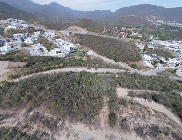 Terreno en venta en Bosques de Valle Alto, Monterrey — foto 3 de 5