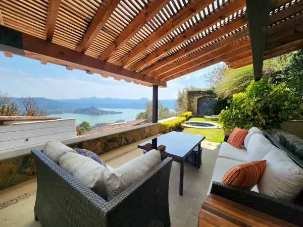 Casa en renta en San Gaspar el Lago, Valle de Bravo — foto 2 de 35