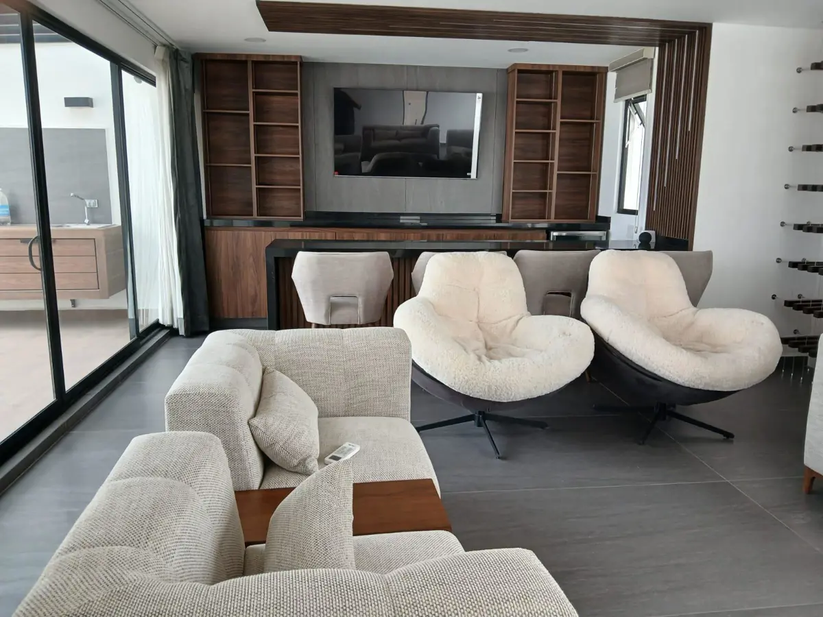 Casa en venta en Fraccionamiento Lomas de  Angelópolis, San Andrés Cholula — foto 1 de 18