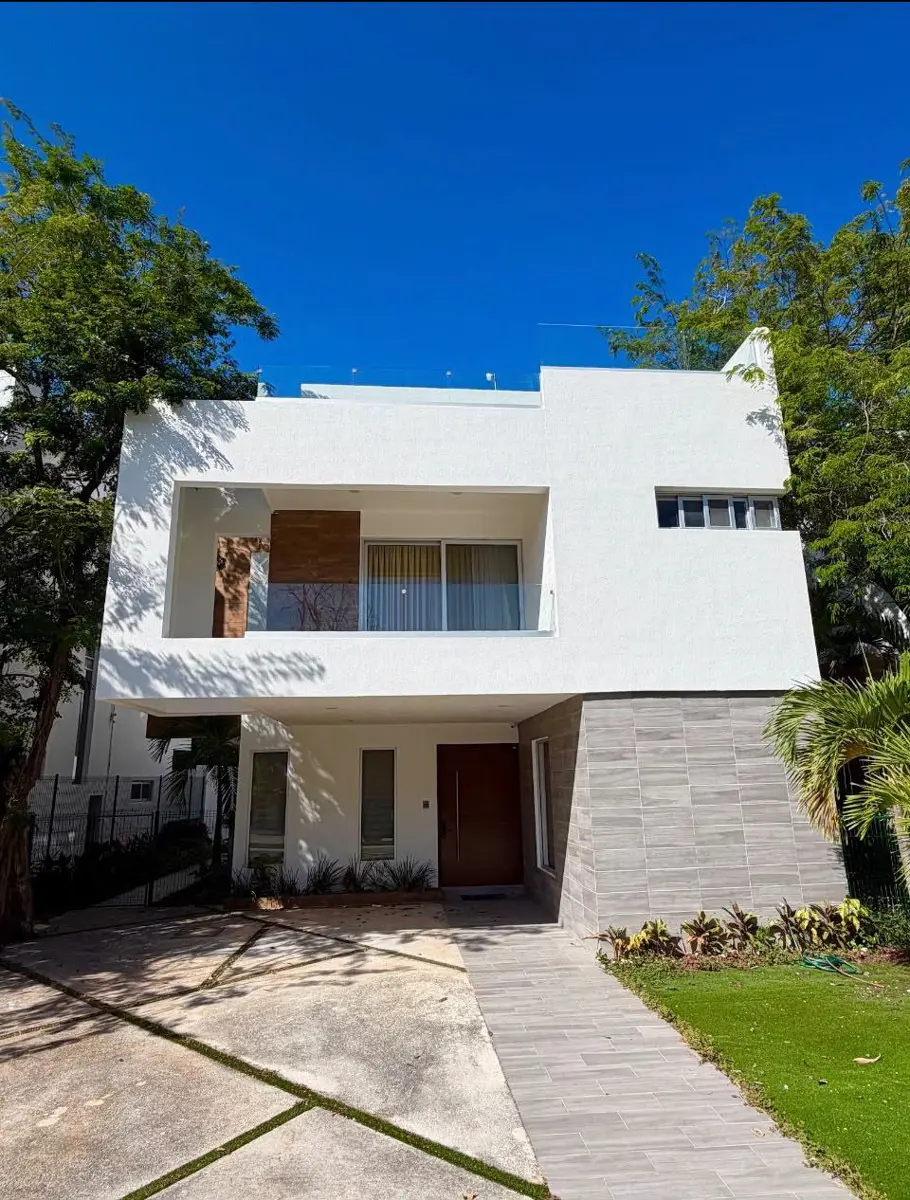Casa en venta en Playa del Carmen, Playa del Carmen — foto 1 de 26