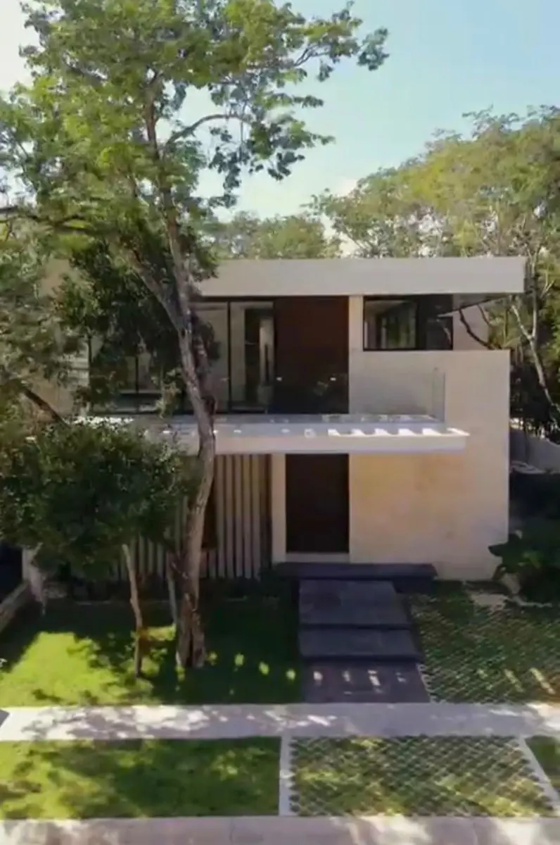 Casa en venta en Playa del Carmen, Playa del Carmen — foto 1 de 25