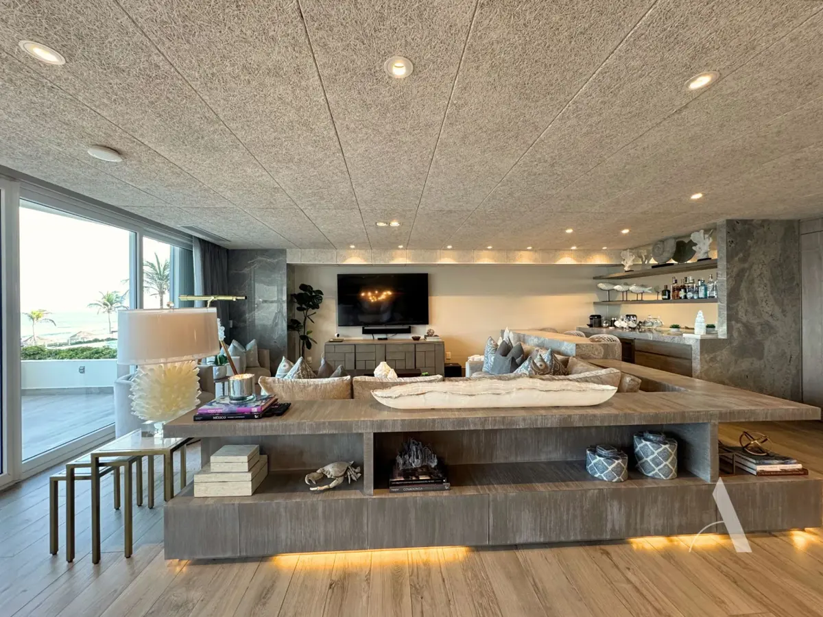 Departamento en venta en Zona Hotelera, Benito Juárez — foto 1 de 39