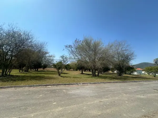Terreno en venta en Los Guzman, Allende — foto 2 de 4