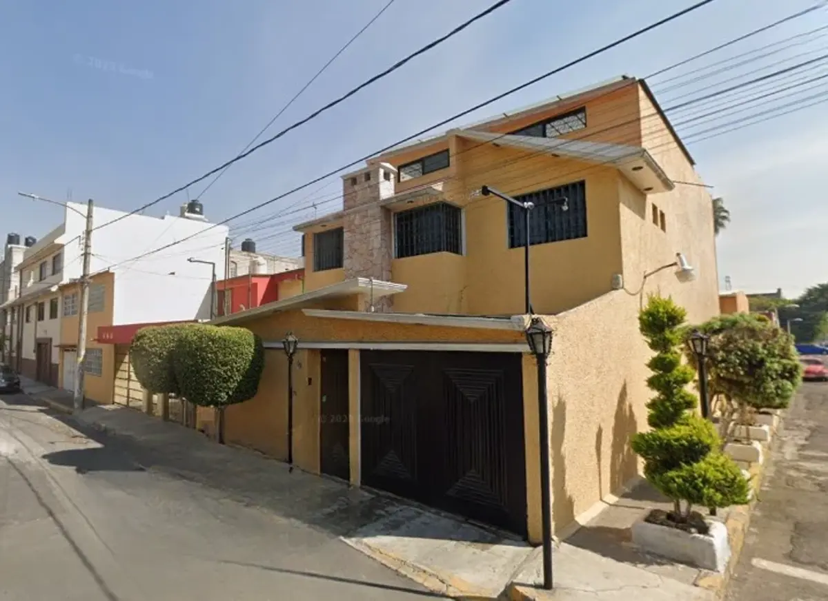 Casa en venta en El Coyol, Gustavo A. Madero — foto 1 de 20