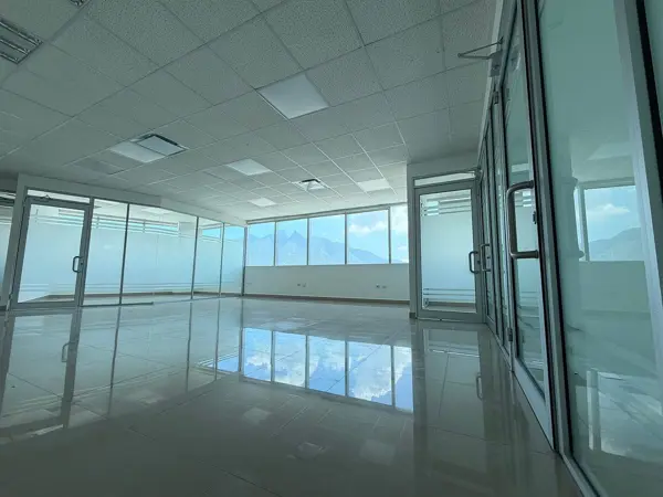OFICINA EN RENTA, AV. FUNDADORES, DEL PASEO RESIDENCIAL OFICINA EN RENTA, AV. FUNDADORES, DEL PASEO RESIDENCIAL