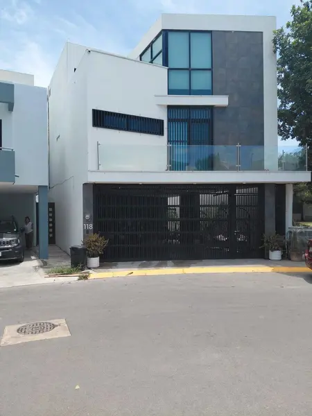 Casa en Venta, la Rioja, Zona Carretera Nacional — foto 1 de 15