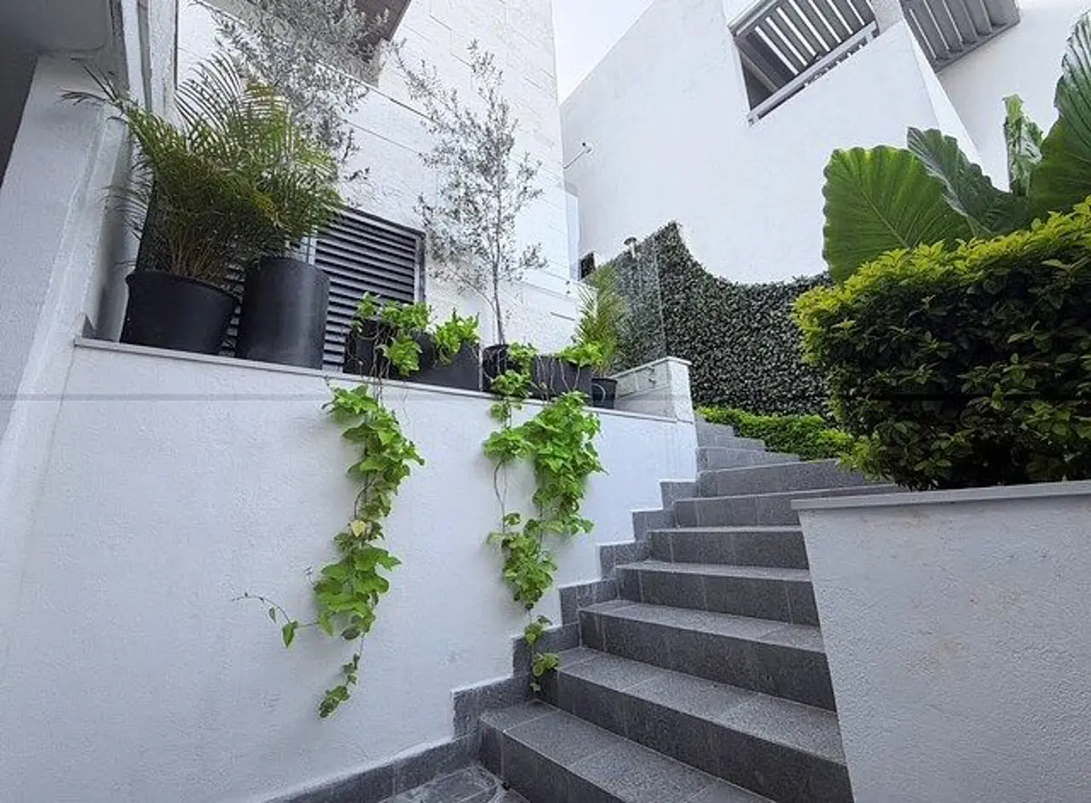 Casa en venta en Colorines 3er Sector, San Pedro Garza García — foto 1 de 34