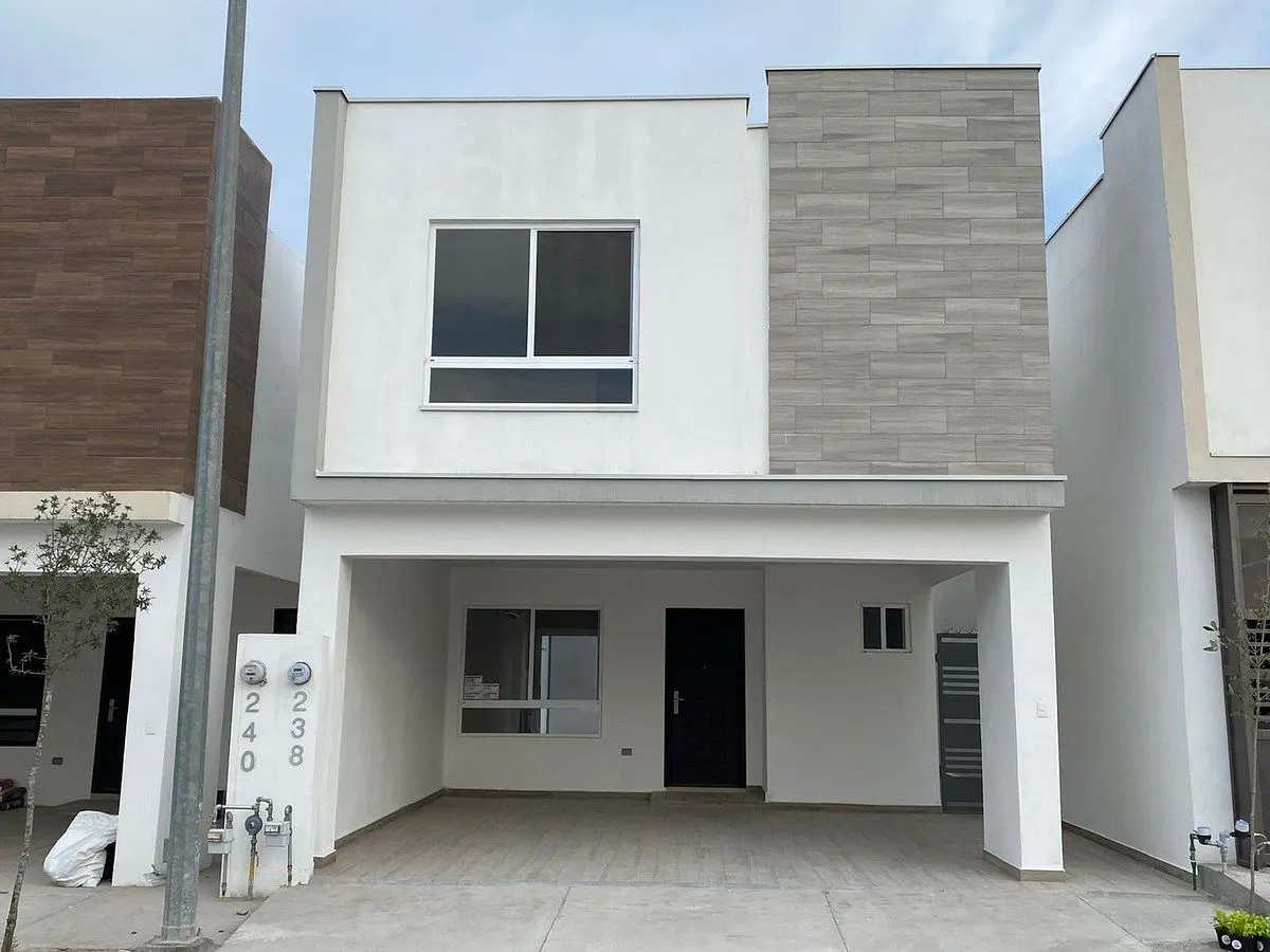 Casa en renta en Cumbres Lux, García — foto 1 de 18