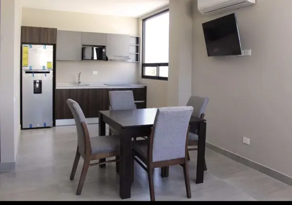 Departamento en renta en Del Valle, San Pedro Garza García — foto 2 de 10