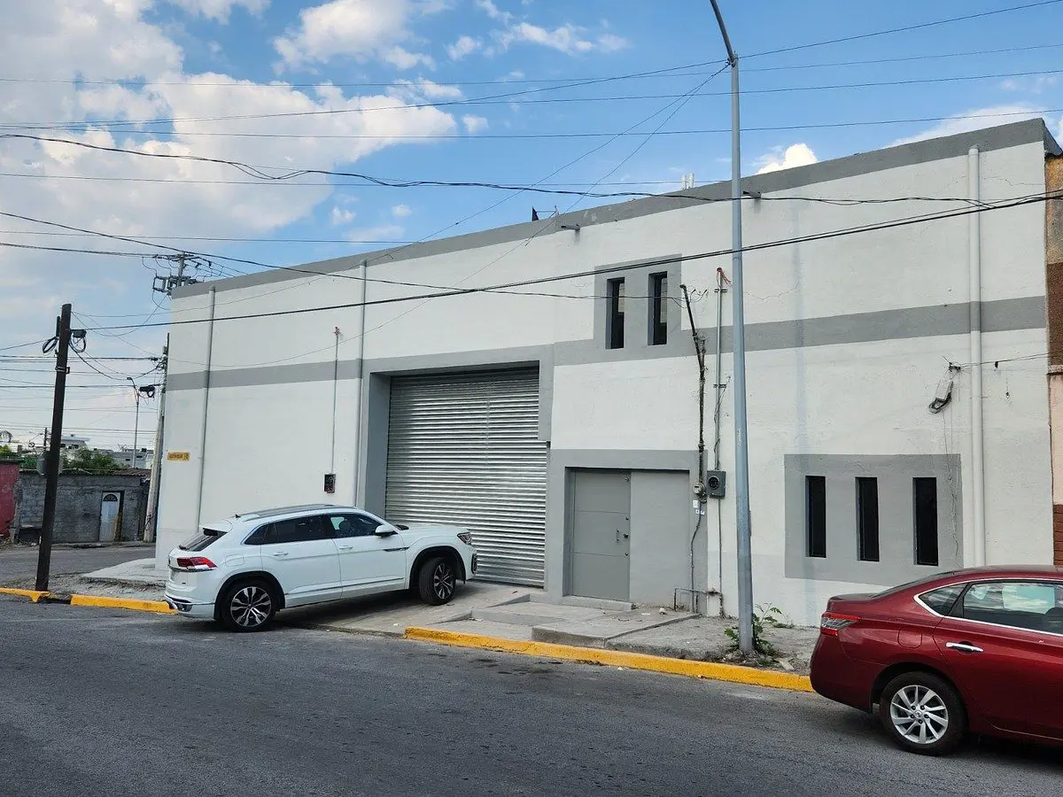 Bodega en renta en Terminal, Monterrey — foto 1 de 15