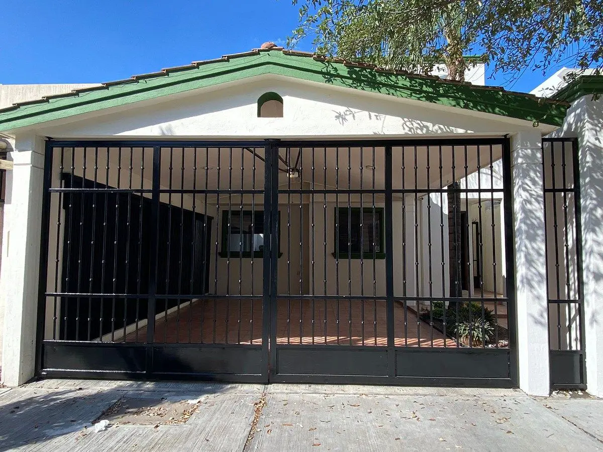 Casa en venta en Bosques de Las Cumbres B-8, Monterrey — foto 1 de 23