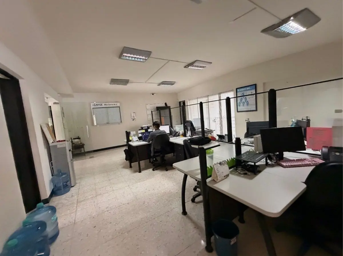 Oficina en renta en Jardines de San Jeronimo, Monterrey — foto 1 de 6