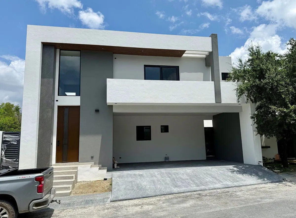 Casa en venta en Carolco, Monterrey — foto 1 de 30