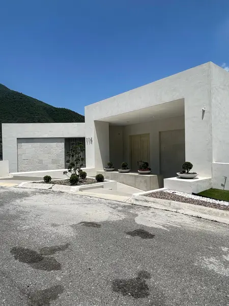 Casa en venta en Renacimiento, Monterrey — foto 2 de 32
