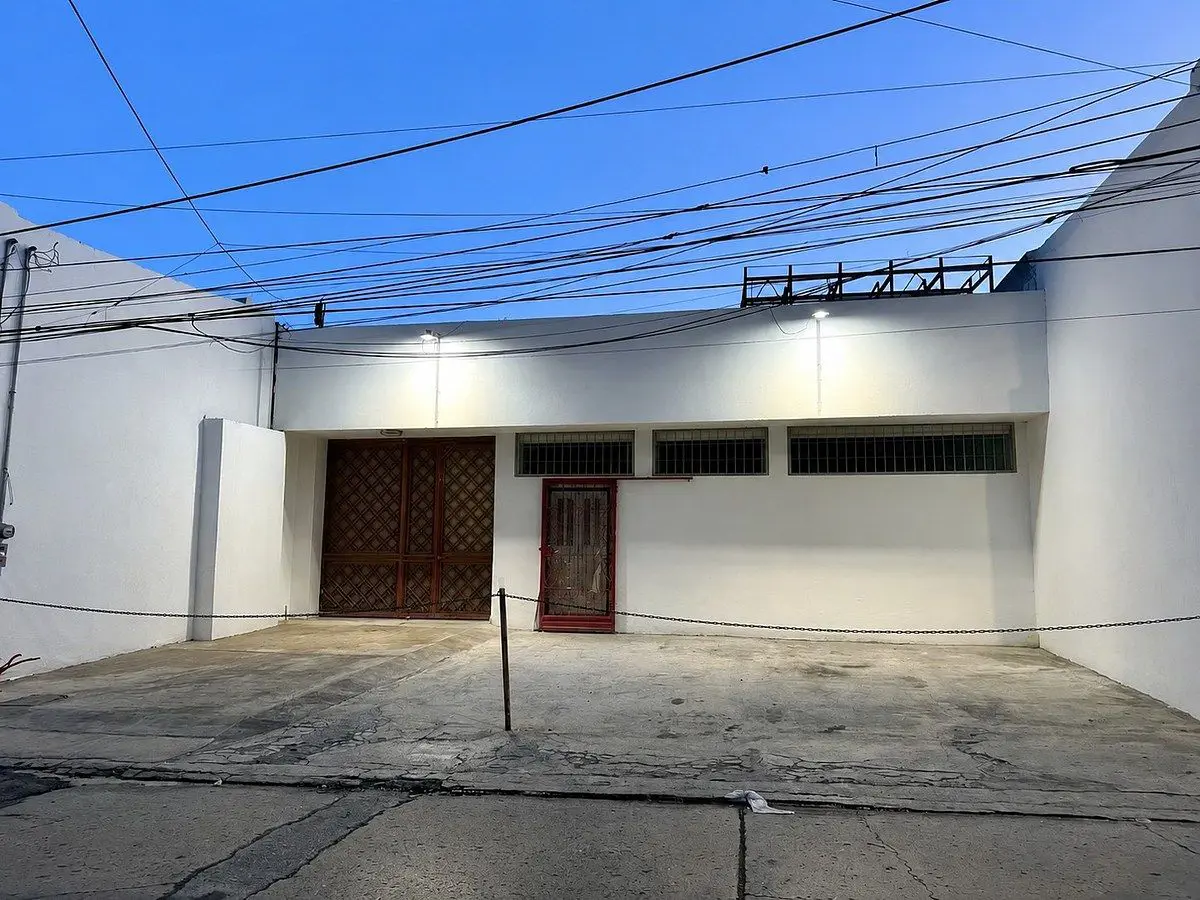 Local en venta en Centro, Monterrey — foto 1 de 22