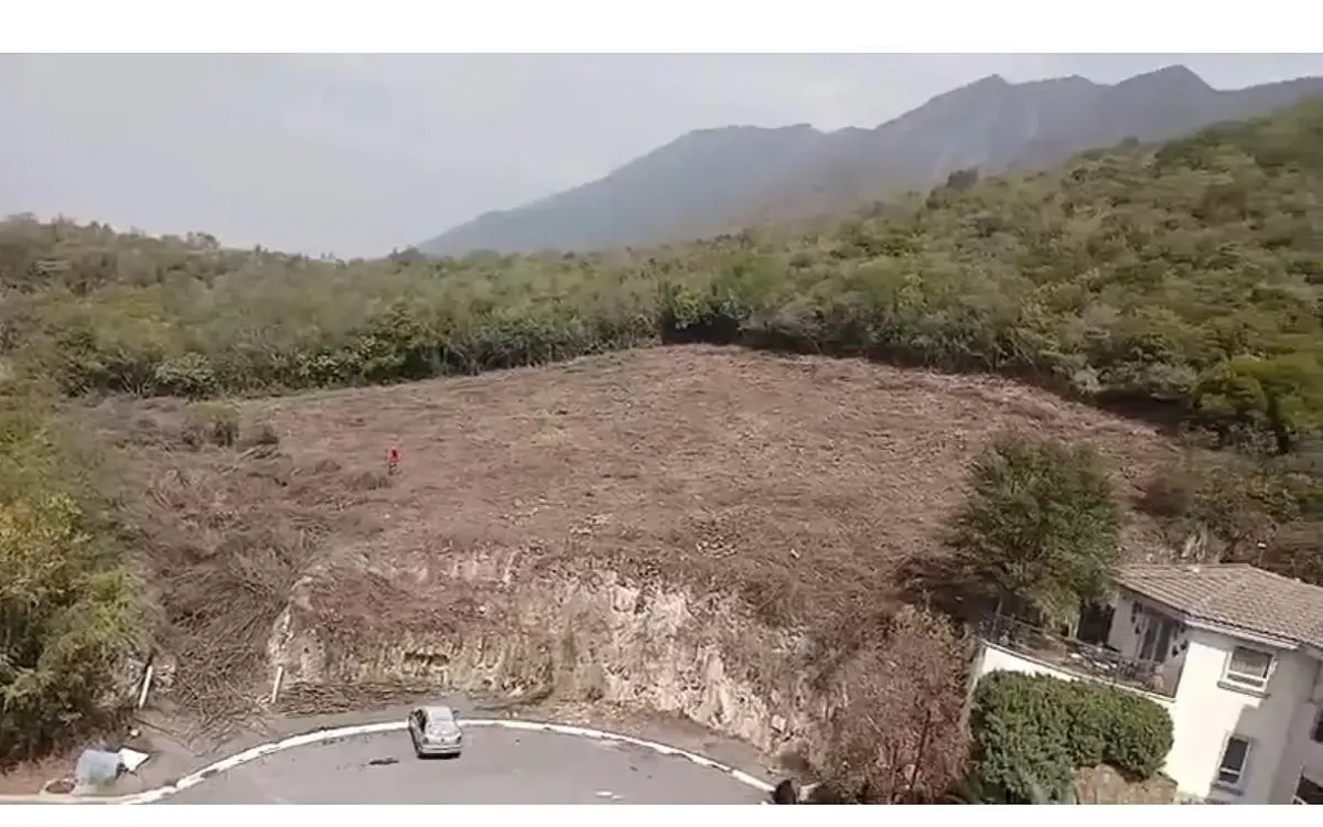 Terreno en venta en Portal del Huajuco, Monterrey — foto 1 de 12