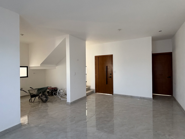 Casa en venta en Brisas Poniente, Saltillo — foto 3 de 12