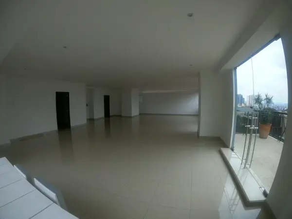 Departamento en Venta y Renta en Reserva Bosques El Olivo 4 recámaras