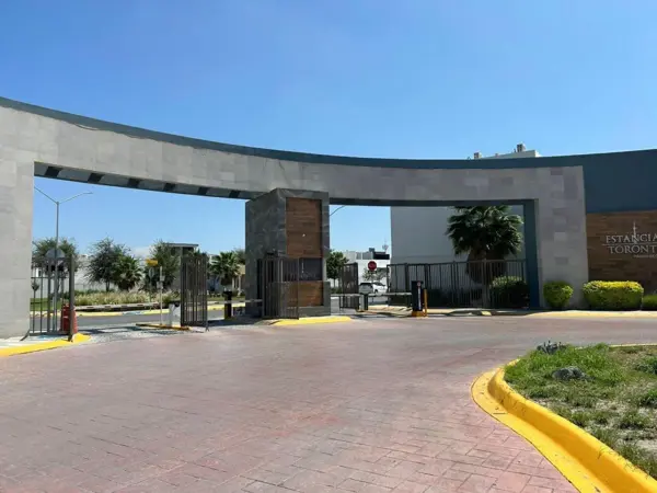 Casa en venta en Privadas del Canada, General Escobedo — foto 2 de 18