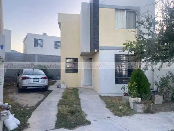 Casa en venta en Santa María, García — foto 2 de 15