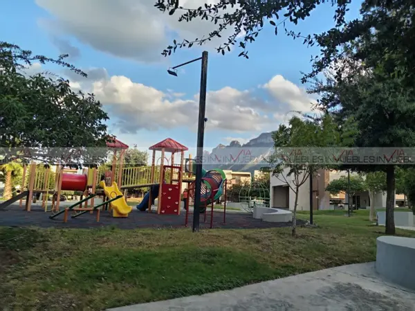 Casa en renta en Cumbres la Rioja, García — foto 3 de 13